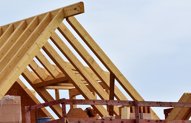 roof under construction