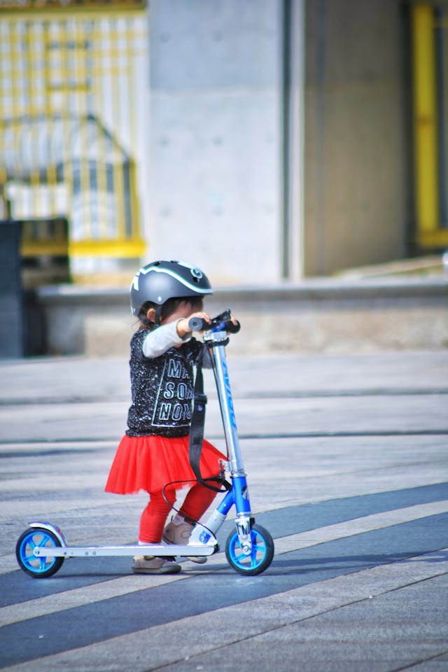 toddler scooting