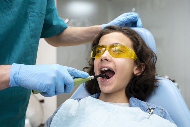 child at dentist